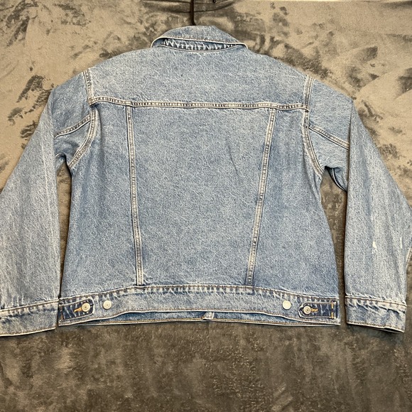 Old Navy Classic Jean Jacket Womens Large Blue Cotton Relaxed Fit Button Front - Picture 8 of 11